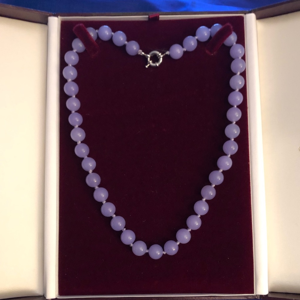 10mm Amethyst bead necklace. 18 inch length